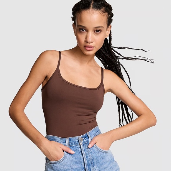 PINK Victoria Secret Stretch Tank - Picture 1 of 4